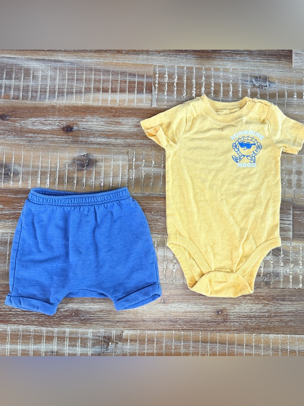 3/$15 Old Navy & garanimals Baby Outfit